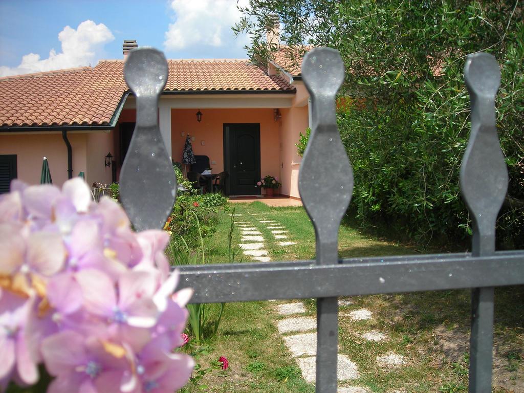Residence Ai Campi Da Golf Сатурнія Екстер'єр фото